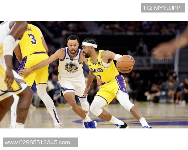 勇士与马刺激战正酣体育盛宴引爆球迷热情