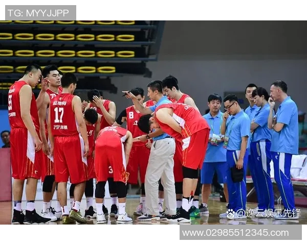 篮球明星欢庆胜利时刻展现团队精神与个人魅力的精彩瞬间